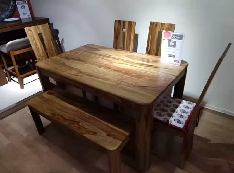 Heavy solid sheesham wood 6 seater dining table showing natural high-contrast wood grains.